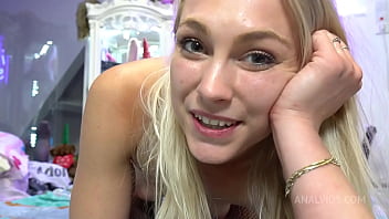Preview 1 of Sexsports Stars Xxx - Taking a 1.5 Liter Bottle in my Ass SAA029