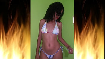 Preview 2 of Creamy Girk Real Pusy - How Jade goes to the beach,  and how she provokes men! Part 02
