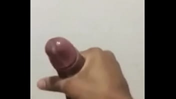 Preview 3 of British Schoolgirl Bottle - Punheta gostosa