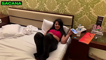 Preview 1 of Boobs Drinking Milk Sex Video - Novinha amadora topa gravar com namorado noMotel