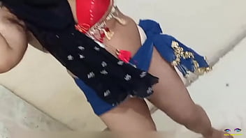 Preview 3 of Jurist Sex - Beautiful Erotic Dance in hijab of an indian milf