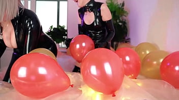 Preview 3 of Ketrina Kaif Nud Video - Sexy big ass lady MILF in fetiche clothing slowly have fun and pleasure with air balloon fetisch Arya Grander and model Fetishaura