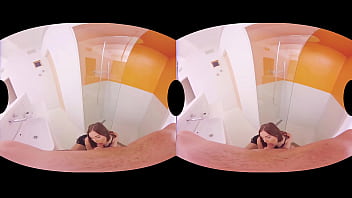 Preview 2 of Gegged Viel - Dirty shower