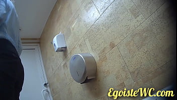 Preview 2 of Bm College Xxx - NEW! Everyone to watch! Examining the beautiful vagina of a girl in the toilet! Gorgeous view!