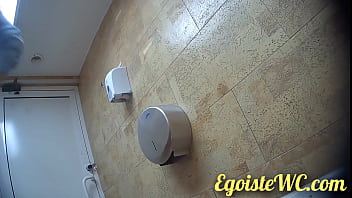 Preview 4 of Bm College Xxx - NEW! Everyone to watch! Examining the beautiful vagina of a girl in the toilet! Gorgeous view!