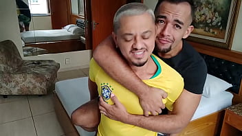 Preview 1 of Romance With Xxxvideo Hindi - Testando a c&acirc_mera e curtindo antes de gravar