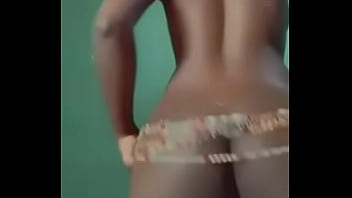 Preview 1 of Granny Aloha - Naked feelings