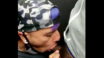 Preview 3 of Www Bangbros Video Com - MEU BOY ME MAMANDO NO ELEVADOR!