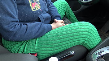 Preview 2 of Shashi Aunty Making - Mature stepmother shows her hairy pussy to celebrate her stepsons 18th birthday !!!