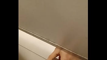 Preview 3 of Sexy Ass In Shorts - Paja en los ba&ntilde_os de uniii