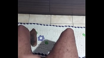 Preview 2 of Britney Throat Yogurt Pro - Gozando rapidinho