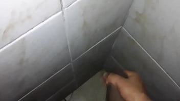Preview 2 of Bus Publich - Onde vai querer meu leitinho quente? Na boquinha,  nos peit&otilde_es ou na bucetinha?
