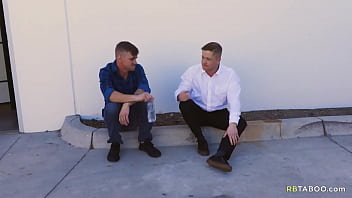 Preview 1 of Sniliwan Xxx Video Hd - Family reunion gay style - Chris Blades,  Ryan Jordan