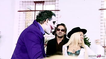 Preview 1 of Boy Link Pussy - The Joker Porn Parody Group Sex with 4 perfect Teen Girls