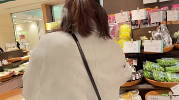 Preview 1 of Auntys Fucking On Saree - 大自然が育んだHカップのドM娘！片道3時間、山梨からセックスしにやってきた居酒屋店員/ノーハンドオナニー！？シビれる膣イキ！/大量噴射で大洪水！マ●コ決壊、潮吹きが止まらない！/コタツでエビ反り絶頂！変態娘の妄想を凌駕した究極のSEX！