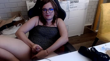 Preview 1 of Anal Casti - Gozando e lambendo o leitinho