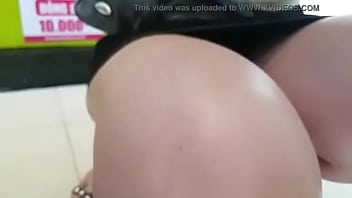 Preview 2 of Dog And Girls Xvideo - Sex Việt Nam- Lần Đầu Của Em