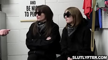 Preview 1 of Violada Por E - Case No. 7906131 - ANTIFA Riot Girls0.mp4