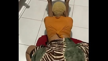 Preview 2 of Sunny Leonne Scandal - Tanzania massive ass twerking