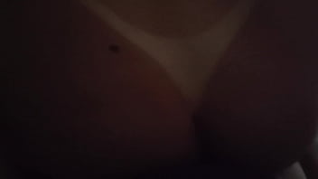 Preview 3 of Girl Shit Eating Male Slave - Branquinha rebolando