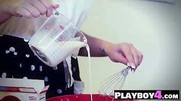 Preview 3 of Isabel Kai - Hot model Lana James shows cooking experience before amazing striptease