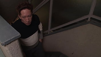 Preview 1 of Balek Cook - https://bit.ly/3rB5R1J　同居人とケンカし薄着姿で部屋を追い出されてしまった隣の可愛い女の子「ほとぼりが冷めるまで」と僕の部屋にいて貰うことになったが無防備すぎるおっぱいと見えそうな下着に興奮し我慢できず&hellip_　嫌がったのは最初だけ！お掃除フェラまでしてしまう超ドスケベ女！【パート3】