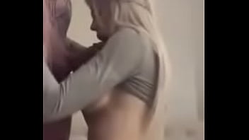 Preview 2 of Cam Inside Fussy - RUBIA TETONA DANDO UNA RICA MAMADA
