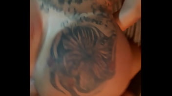 Preview 2 of Metiendole El Dedo A Mi Novia - caiu na net video da Bruna Moura dando o cuzinho