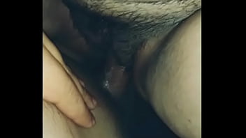 Preview 3 of Elisa A Solo - Se monta en la verga de mi amigo y le encanta