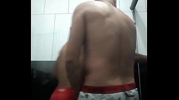 Preview 1 of Edynr Hd - Sendo chupado no Sendo motel