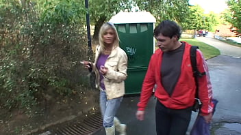 Preview 1 of Boa Hancock Sex One Piece Hentai - Horny Blonde Picked Up on the Street and Anal Fucked in the Park