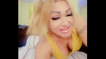 Preview 1 of Lucky Doll Pornstar - Lista para festejar el mes del d&iacute_a del papasito