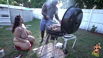 Preview 1 of Euro Full Movie Hd - BBW Rose Kush Sucks Off Old Black Man at BBQ