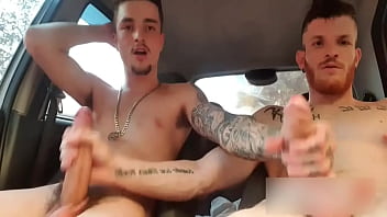Preview 4 of Xxx Sunny Download Mp2 - Broderagem Dentro Do Carro Carmona e Erick D&iacute_az