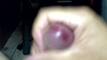 Preview 2 of Moti Ka Sex - Rica paja y lechita viendo coger a una chica rusa - Rich handjob and cum watching a Russian girl fuck