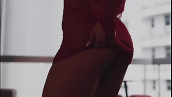 Preview 3 of Www Scout 69 - Vanessinha sensual com urso de pel&uacute_cia