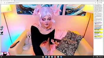 Preview 1 of Turkey Mom - cosplay hentai pet wants to play with you