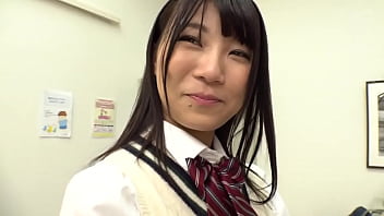 Preview 2 of Whoopsie Goldberg - 男を責めた経験のない美女のはるかちゃんに男の乳首が如何に感じるのかを身をもって知って貰うべく「乳首責めしてみませんか？」と勧誘。