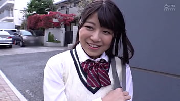 Preview 1 of Whoopsie Goldberg - 男を責めた経験のない美女のはるかちゃんに男の乳首が如何に感じるのかを身をもって知って貰うべく「乳首責めしてみませんか？」と勧誘。