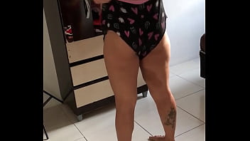 Preview 2 of Teachers First Time Sex - Pegou a cunhada trocando de roupa e ela decidiu punir ele sentando at&eacute_ gozar