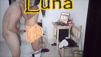 Preview 1 of Schmol Boy Big Gral - AL FINAL ME METE LOS DEDOS EN EL CULO Y TENGO UN ORGASMO ANAL. LUNA LA VENEZOLANITA.