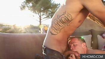 Preview 3 of Www Evailangel Com - Logan Cross and Brian Adams fucking under the morning sun
