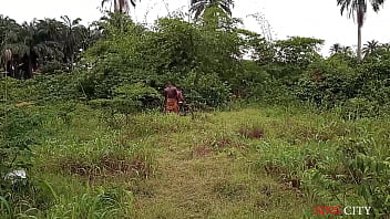 Preview 4 of Nepal Sexptmle - OKONKWO GAVE THE VILLAGE SLAY QUEEN A LIFT WITH HIS BICYCLE,  FUCKED HER OUTDOOR