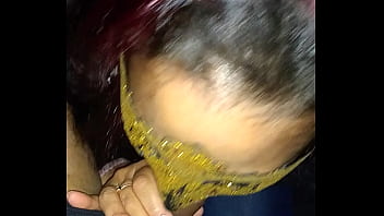 Preview 1 of Hd Hindi Me Voise - Casada,  faz boquete gostoso chupando o vizinho