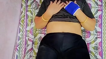 Preview 1 of Naked12 Yoporn - बिहारी पडोसन के साथ मजा लिया