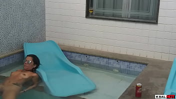 Preview 2 of Indion Xxx Porn Clips - Ksal Hot ao amanhecer v&atilde_o fuder gosto na piscina t&eacute_rmica da Suite real,   s&oacute_ socada forte na xota da safada