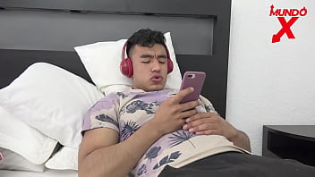 Preview 1 of Chines Dockter - he fucks his maid that his wife brought MUNDOXXX.COM