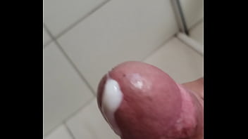Preview 3 of Big Noods Com - Leitinho quentinho