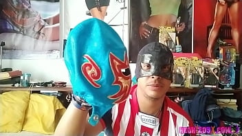 Preview 3 of Mslam Pengsntin Sextape3 - Ense&ntilde_ando mis nuevas mascaras. No sexo.