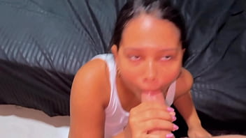 Preview 3 of Mom And Soslon Sex Hd - madrastra peque&ntilde_a se deja follar de perrito antes de irse al trabajo